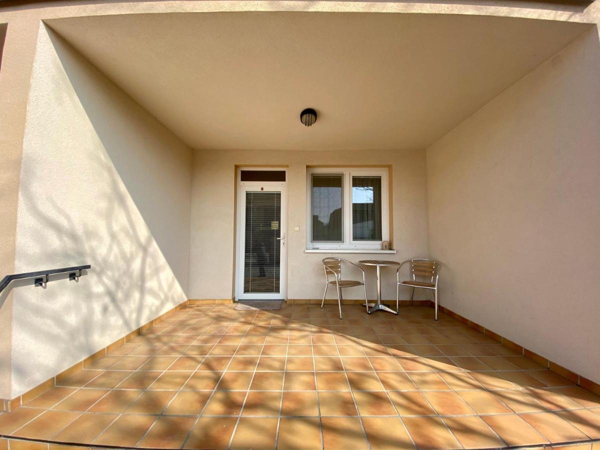 Apartmánový dom Flóra Veľký Meder Exterior foto