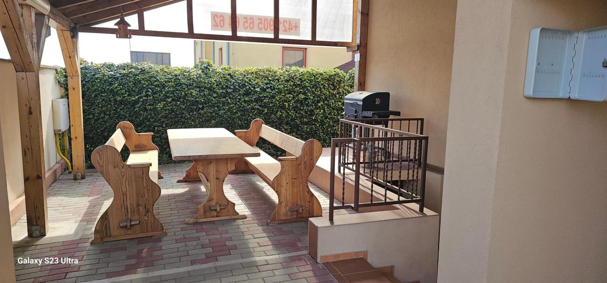 Apartmánový dom Flóra Veľký Meder Exterior foto